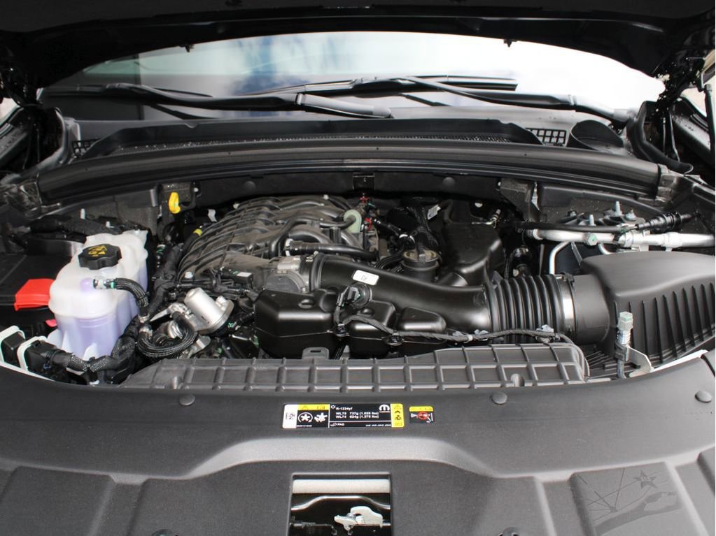 New 2025 Jeep Grand Cherokee Limited w/ Trailer Tow Package image 34