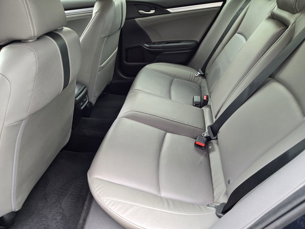 Used 2018 Honda Civic Touring image 19