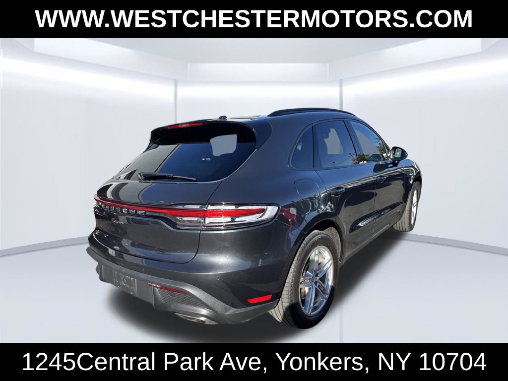Used 2023 Porsche Macan AWD/4WD image 4