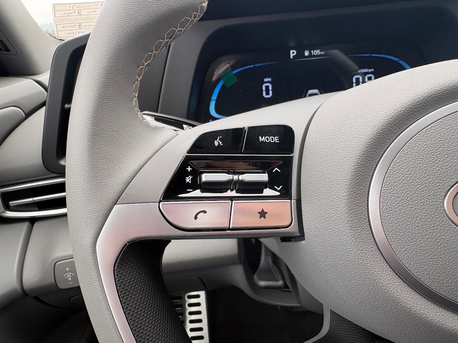 New 2025 Hyundai Elantra Sport FWD image 33
