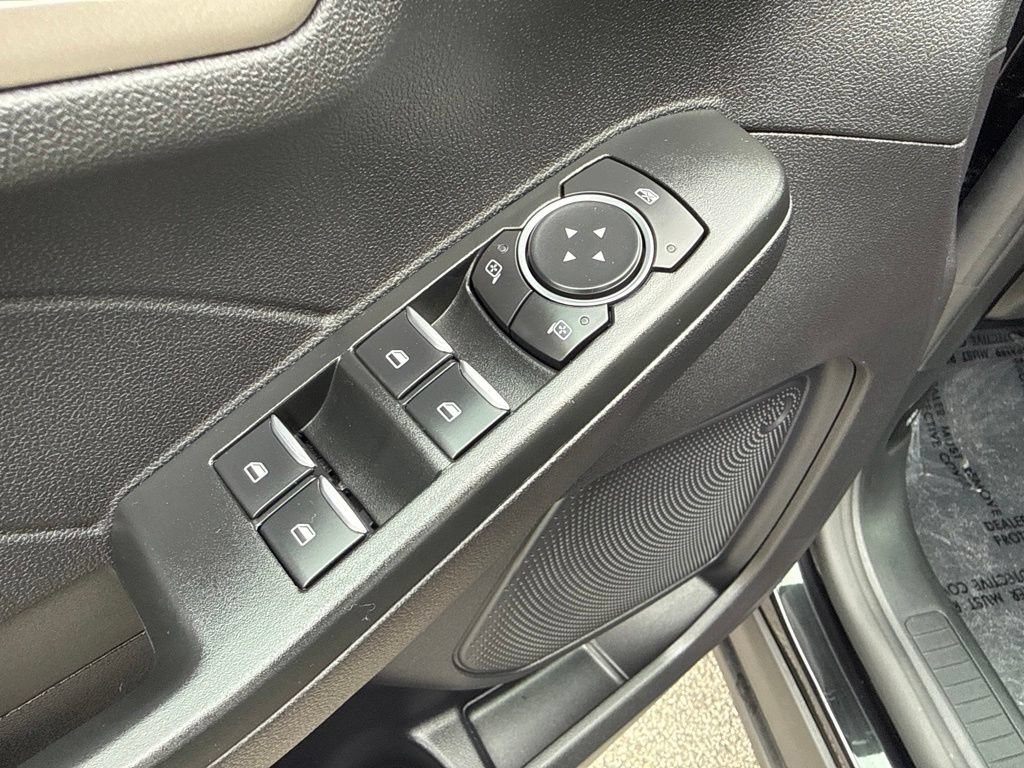 Used 2022 Ford Escape SE AWD/4WD image 18
