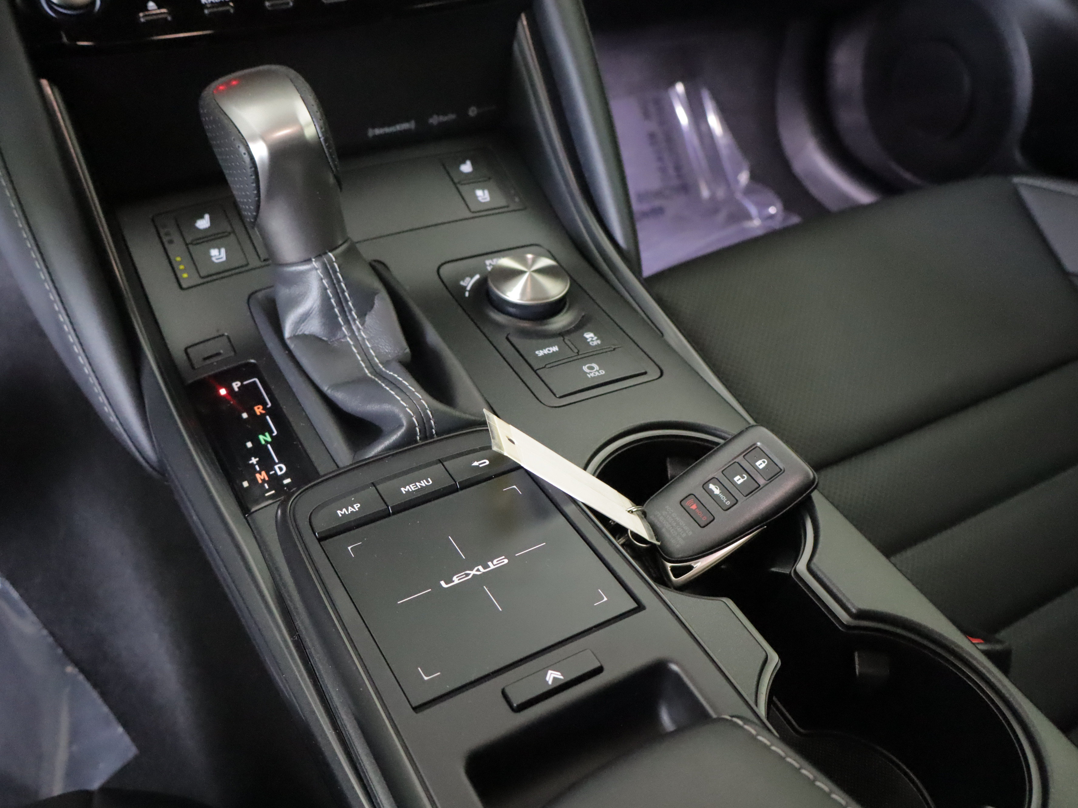 Used 2024 Lexus IS 350 F Sport w/ Navigation Package AWD/4WD image 18