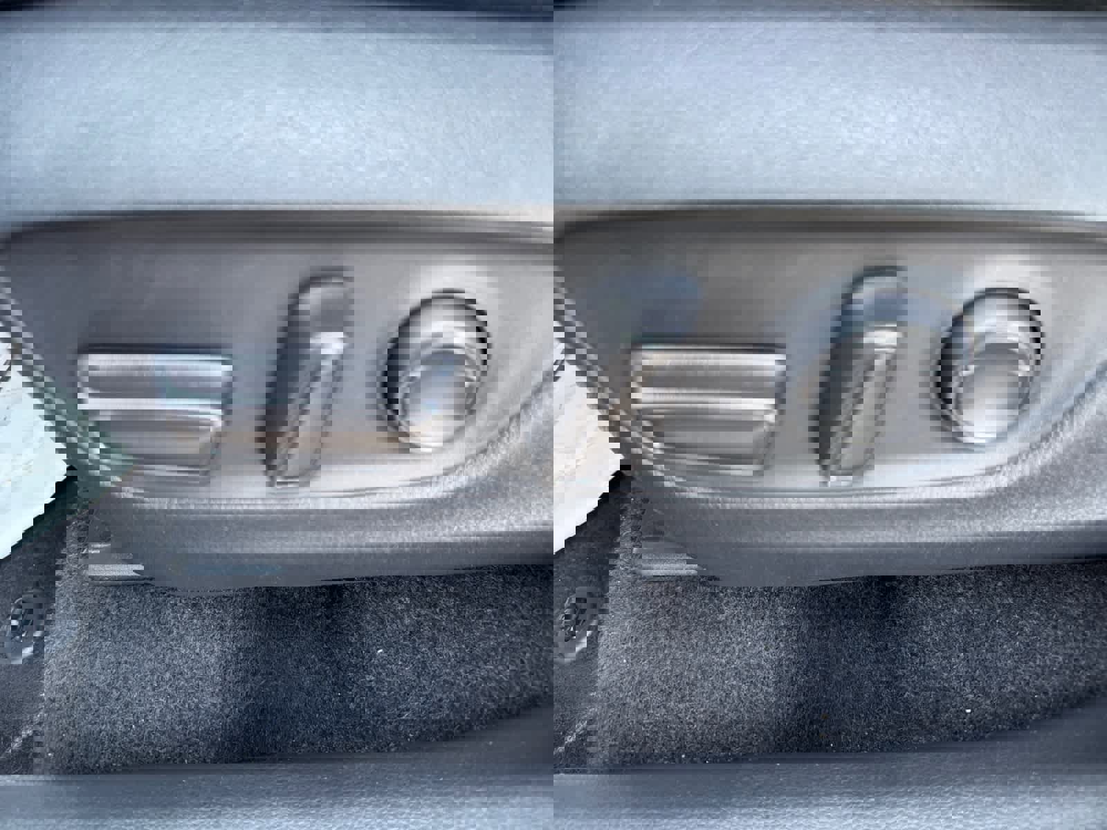 Used 2024 Toyota RAV4 XLE image 15