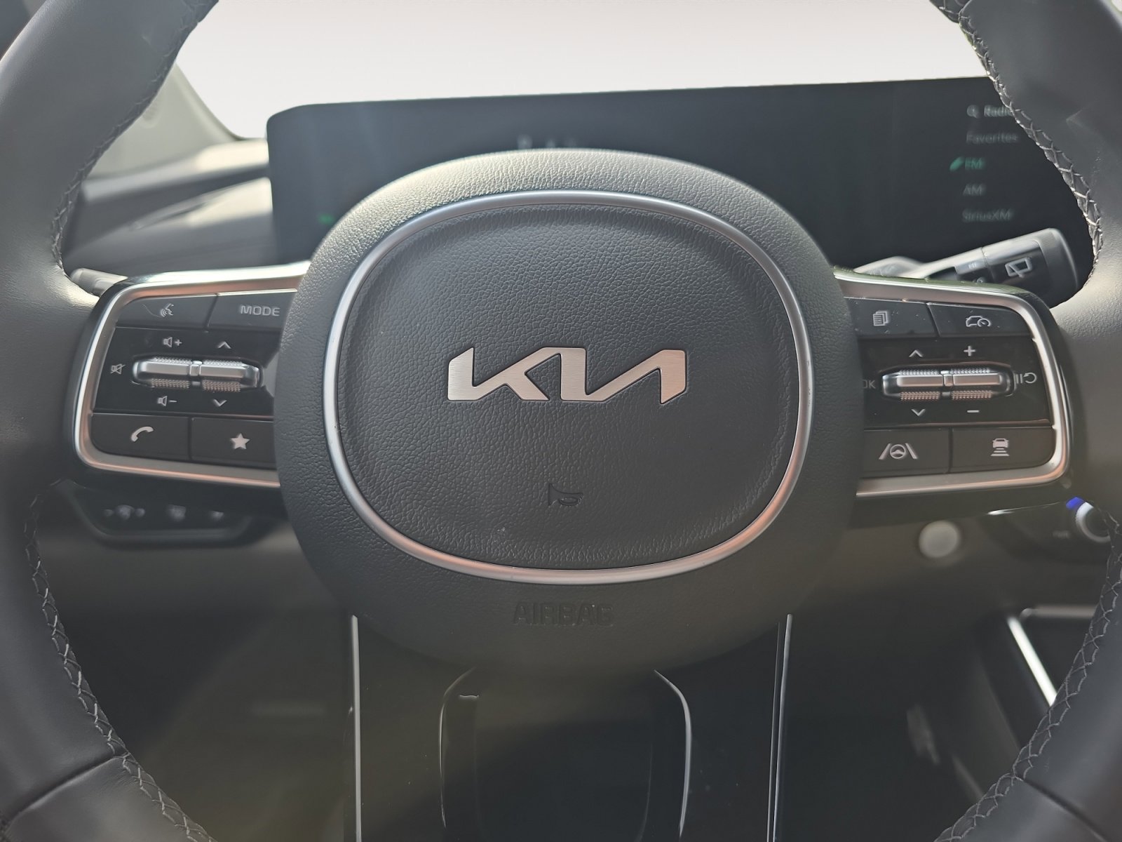 Certified 2026 Kia Carnival EX image 11