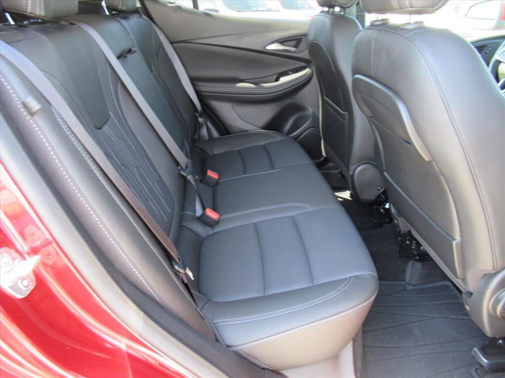 Used 2024 Buick Encore GX Avenir w/ Avenir Convenience Package AWD/4WD image 28