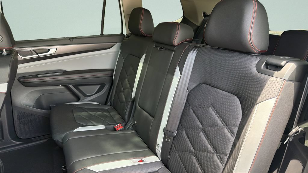 New 2026 Volkswagen Atlas Peak Edition AWD/4WD image 27