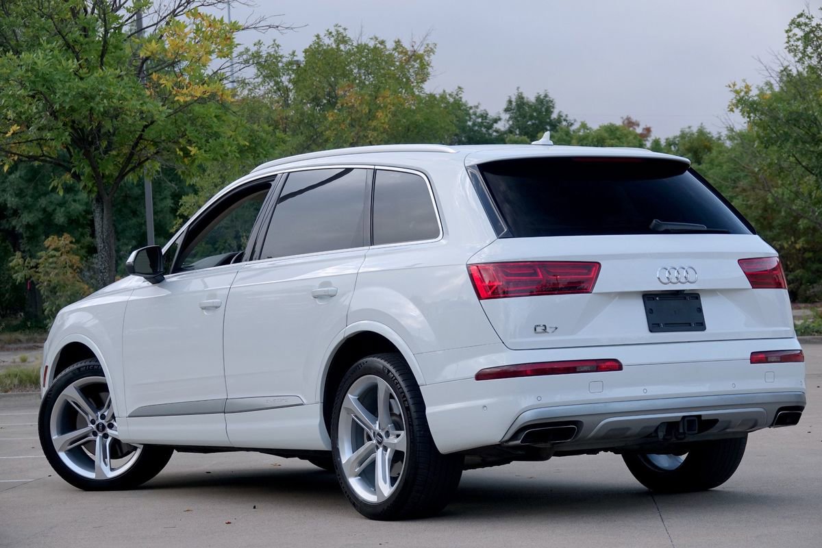 Used 2019 Audi Q7 3.0T Prestige w/ Prestige Package image 4