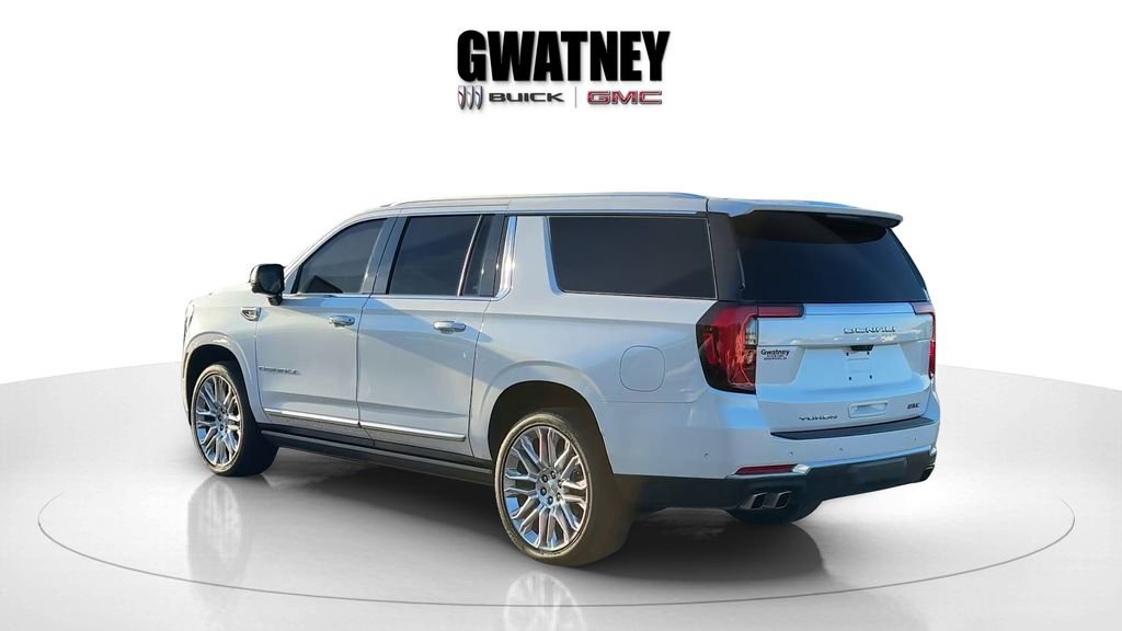 Used 2025 GMC Yukon XL Denali w/ Denali Reserve Package image 4
