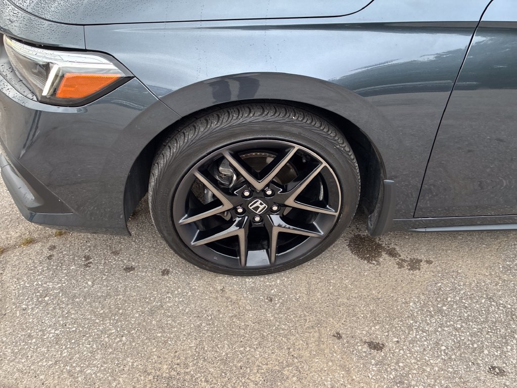 Certified 2023 Honda Civic Sport Touring image 11