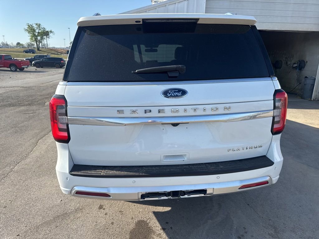 Used 2023 Ford Expedition Platinum image 5