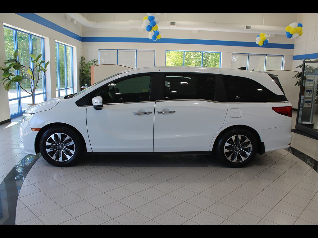 Certified 2024 Honda Odyssey EX-L image 8