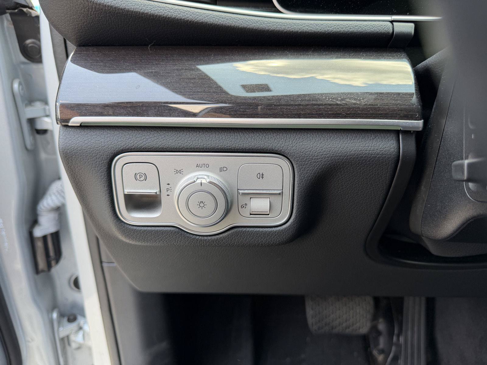 Certified 2023 Mercedes-Benz GLE 350 4MATIC image 6