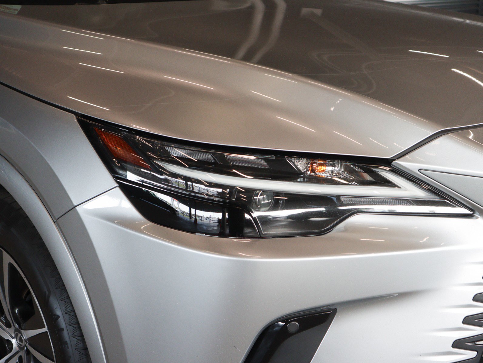 Used 2023 Lexus RX 350h RX 350h Premium image 24