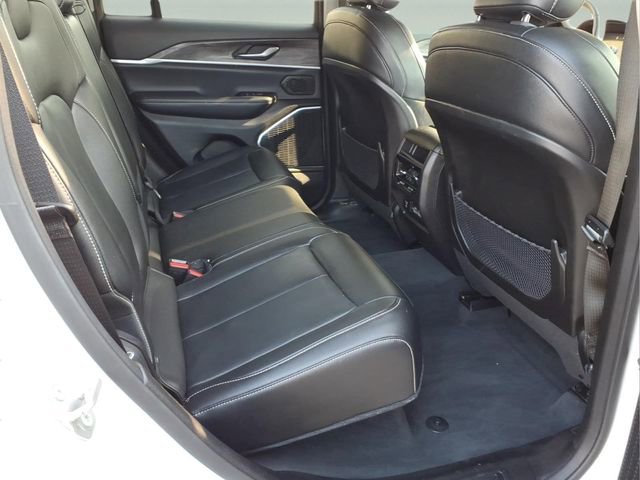 Used 2022 Jeep Grand Cherokee Limited 4xe image 30