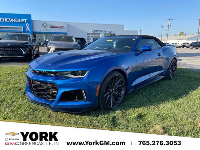 Used 2017 Chevrolet Camaro ZL1 RWD image 1