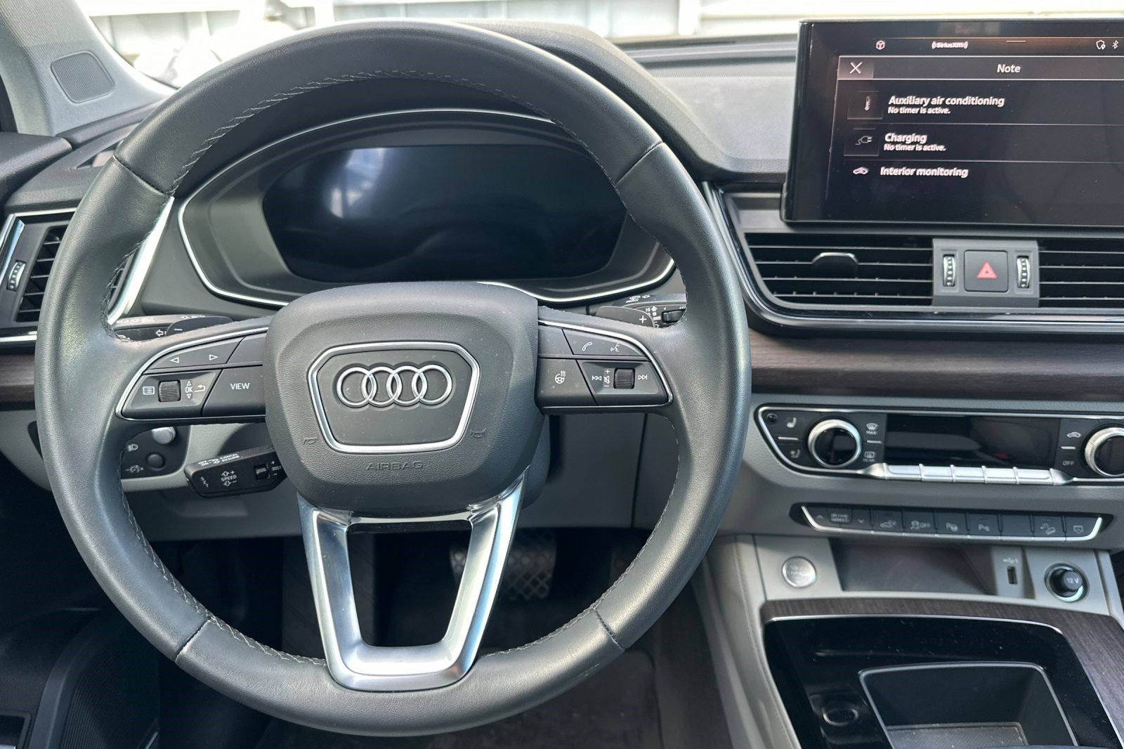 Used 2022 Audi Q5 e Prestige w/ Prestige Package image 18