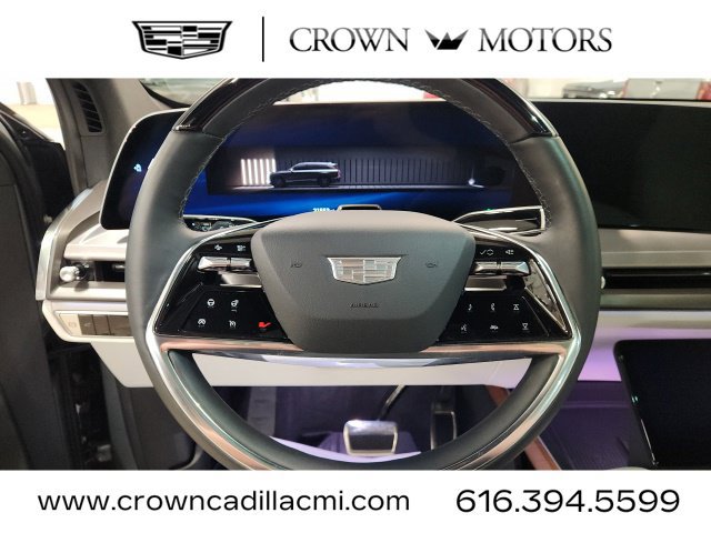 Certified 2026 Cadillac Vistiq Sport w/ LPO, Floor Liner Package AWD/4WD image 19
