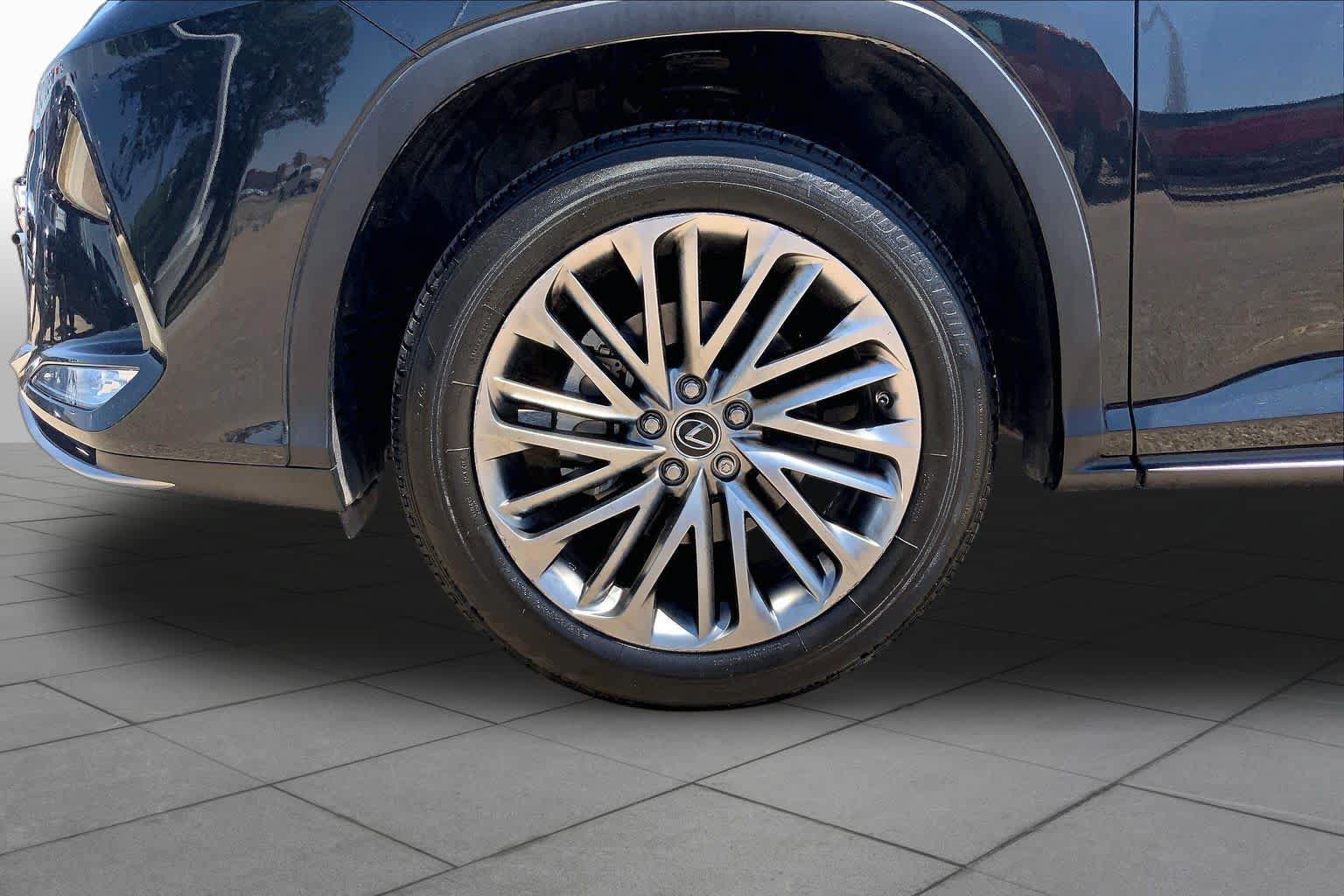 Used 2021 Lexus RX 350 FWD w/ Luxury Package image 11