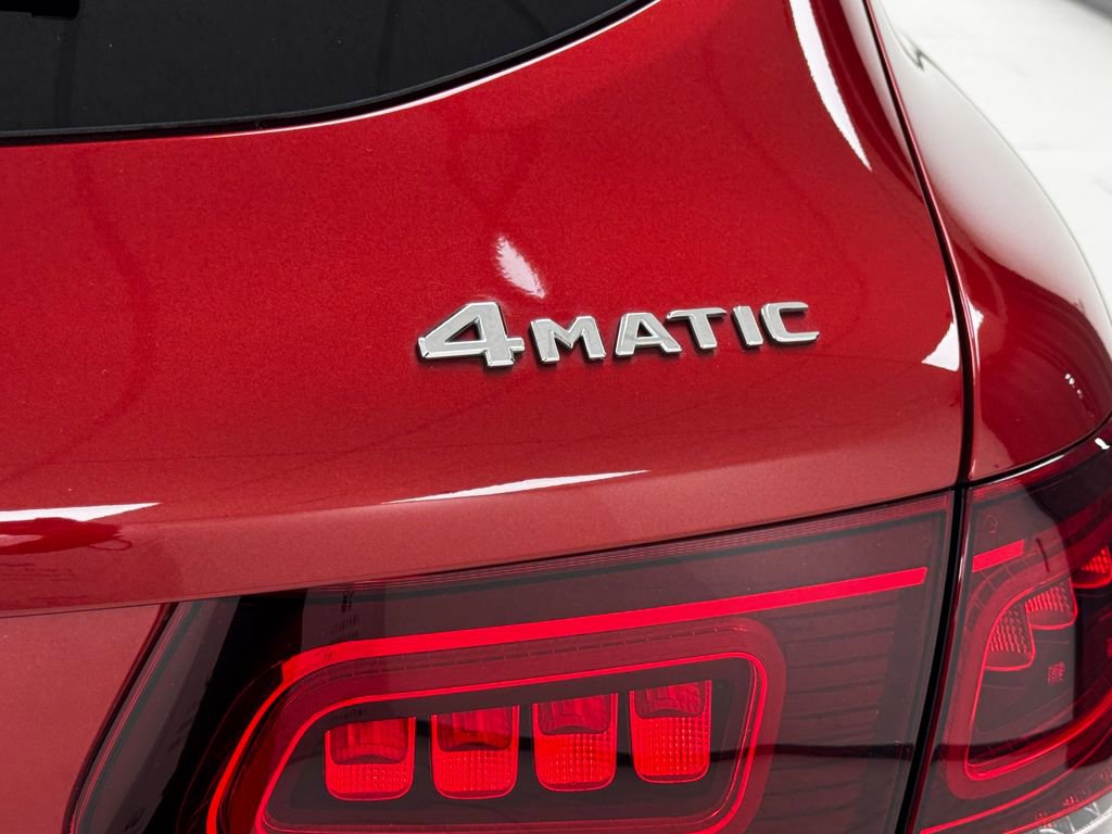 Used 2020 Mercedes-Benz GLC 300 4MATIC image 40