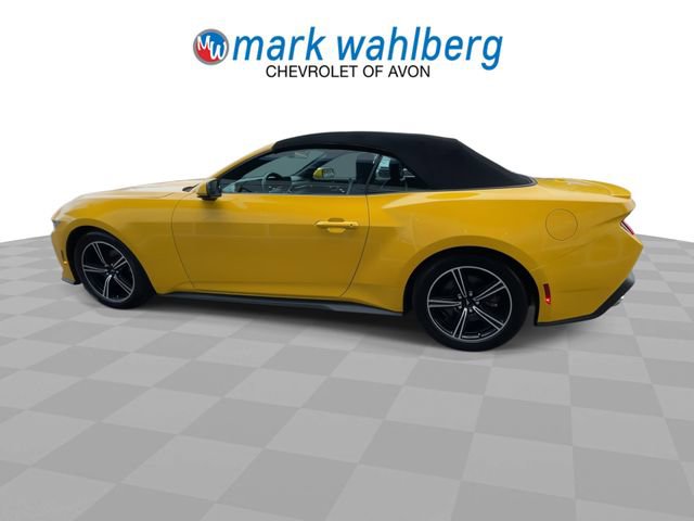 Used 2024 Ford Mustang Premium RWD image 5
