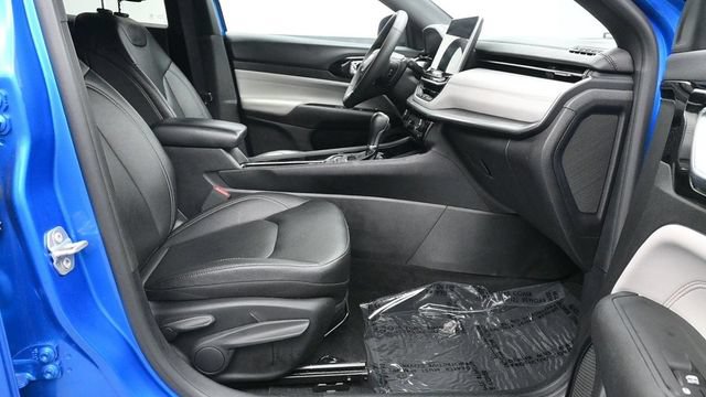 Used 2025 Jeep Compass Limited AWD/4WD image 9