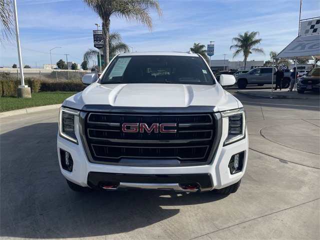Used 2023 GMC Yukon XL AT4 w/ AT4 Premium Plus Package image 3