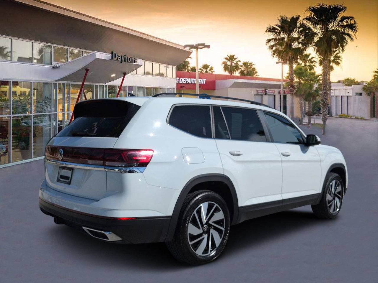 Used 2025 Volkswagen Atlas SE FWD image 3