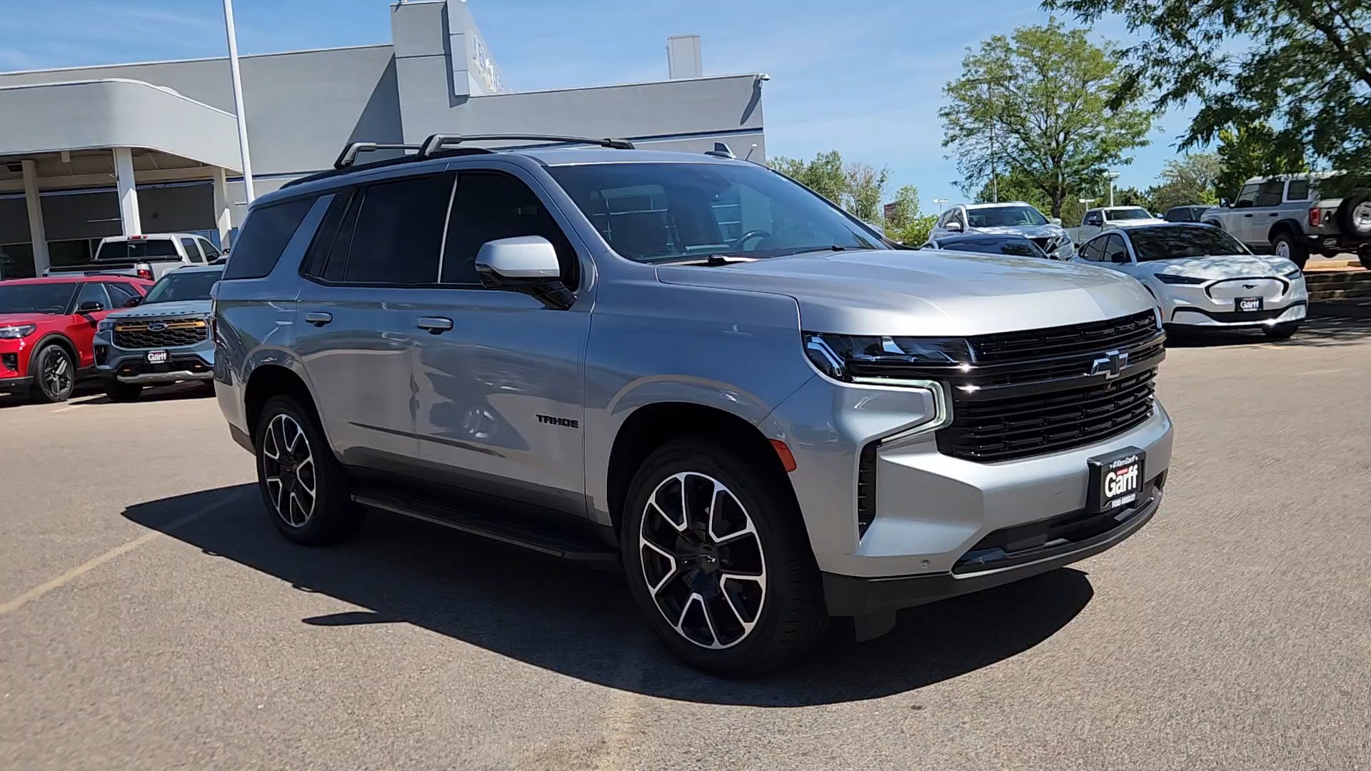 Used 2024 Chevrolet Tahoe RST w/ Luxury Package AWD/4WD image 6