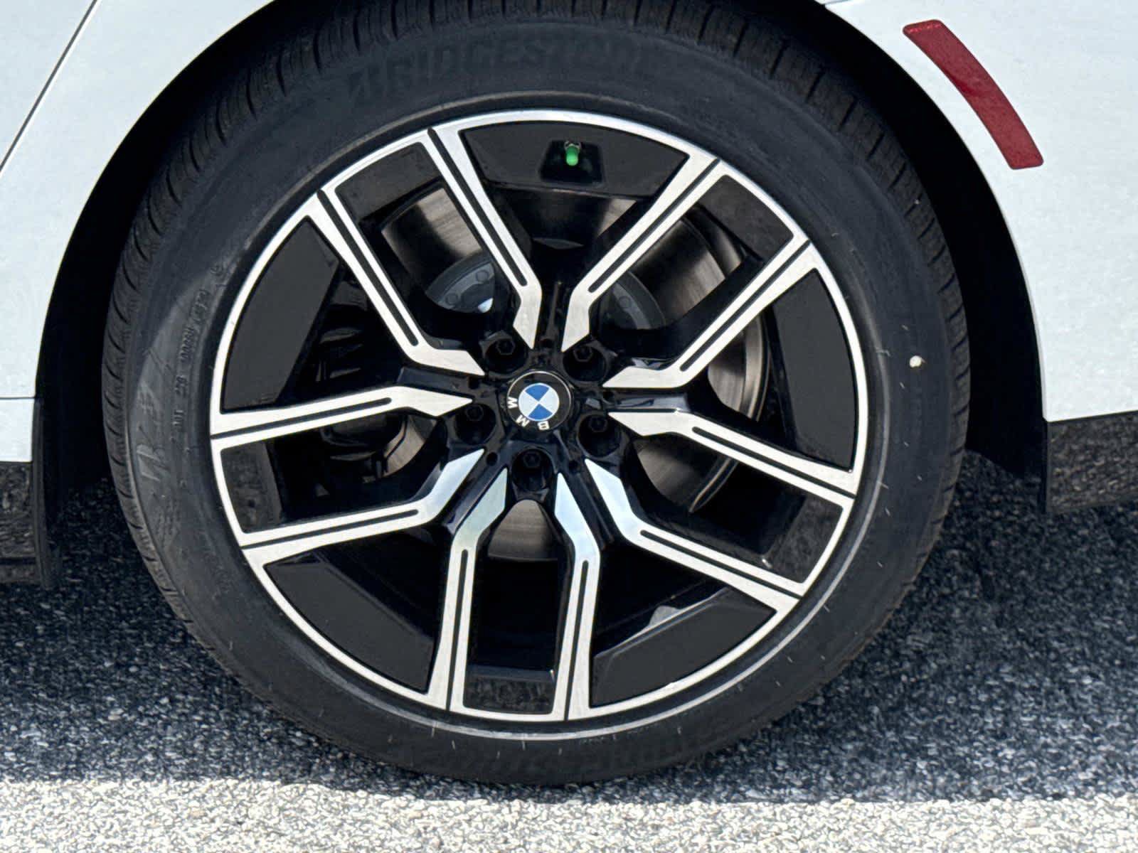 New 2026 BMW i7 xDrive60 AWD/4WD image 12