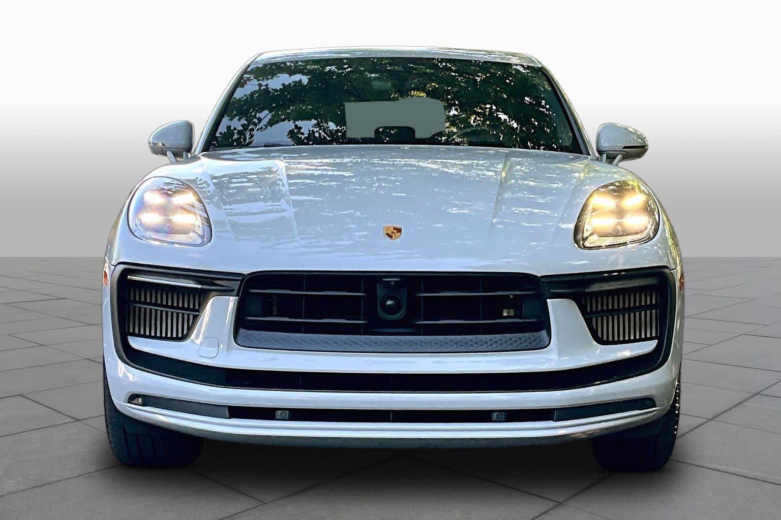 Used 2023 Porsche Macan S AWD/4WD image 4