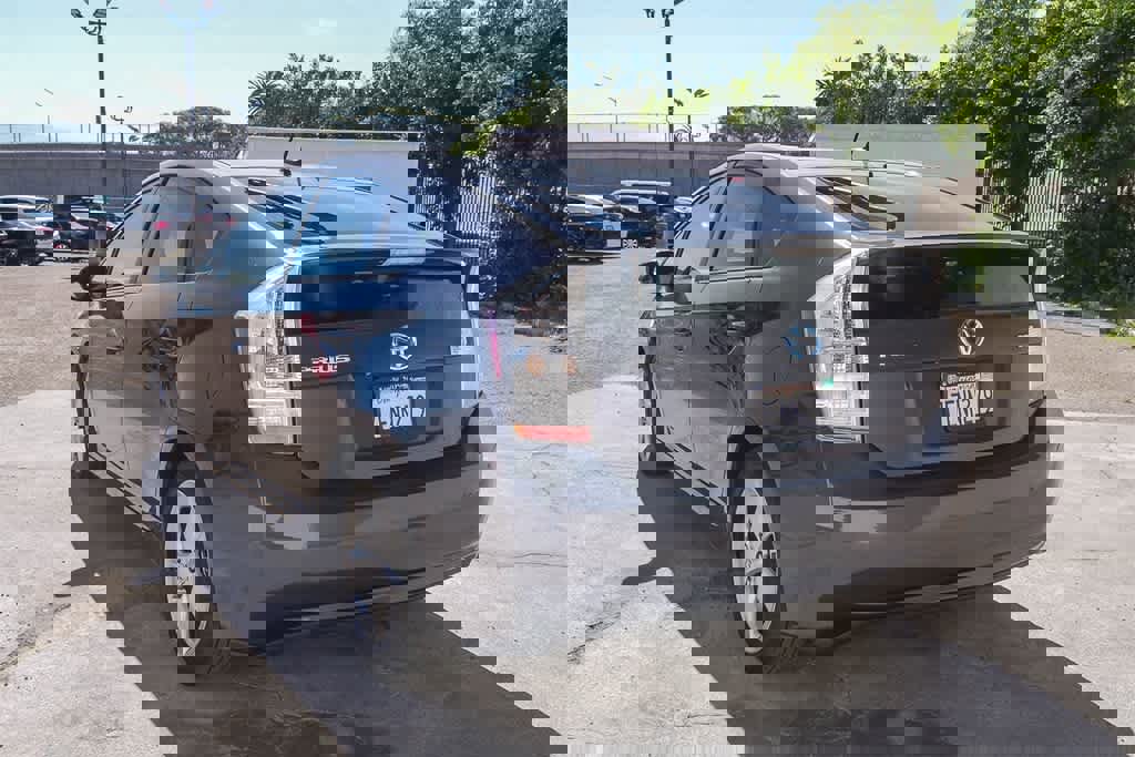 Used 2010 Toyota Prius Five image 7