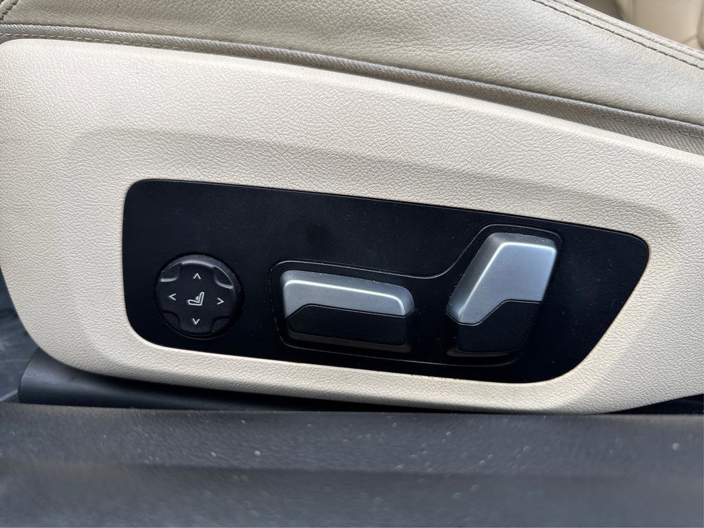 Used 2022 BMW 430i xDrive Coupe w/ Convenience Package image 17