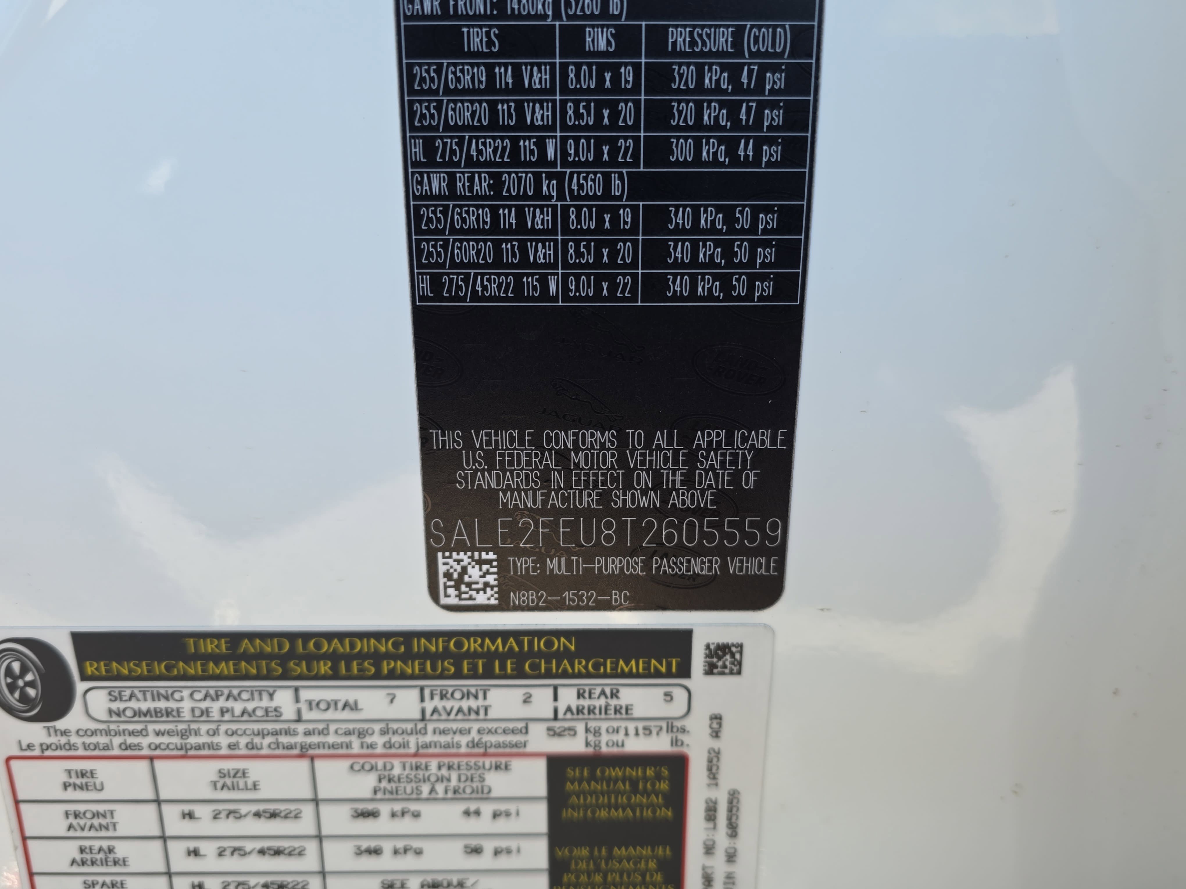 New 2026 Land Rover Defender 130 X-Dynamic SE AWD/4WD image 37