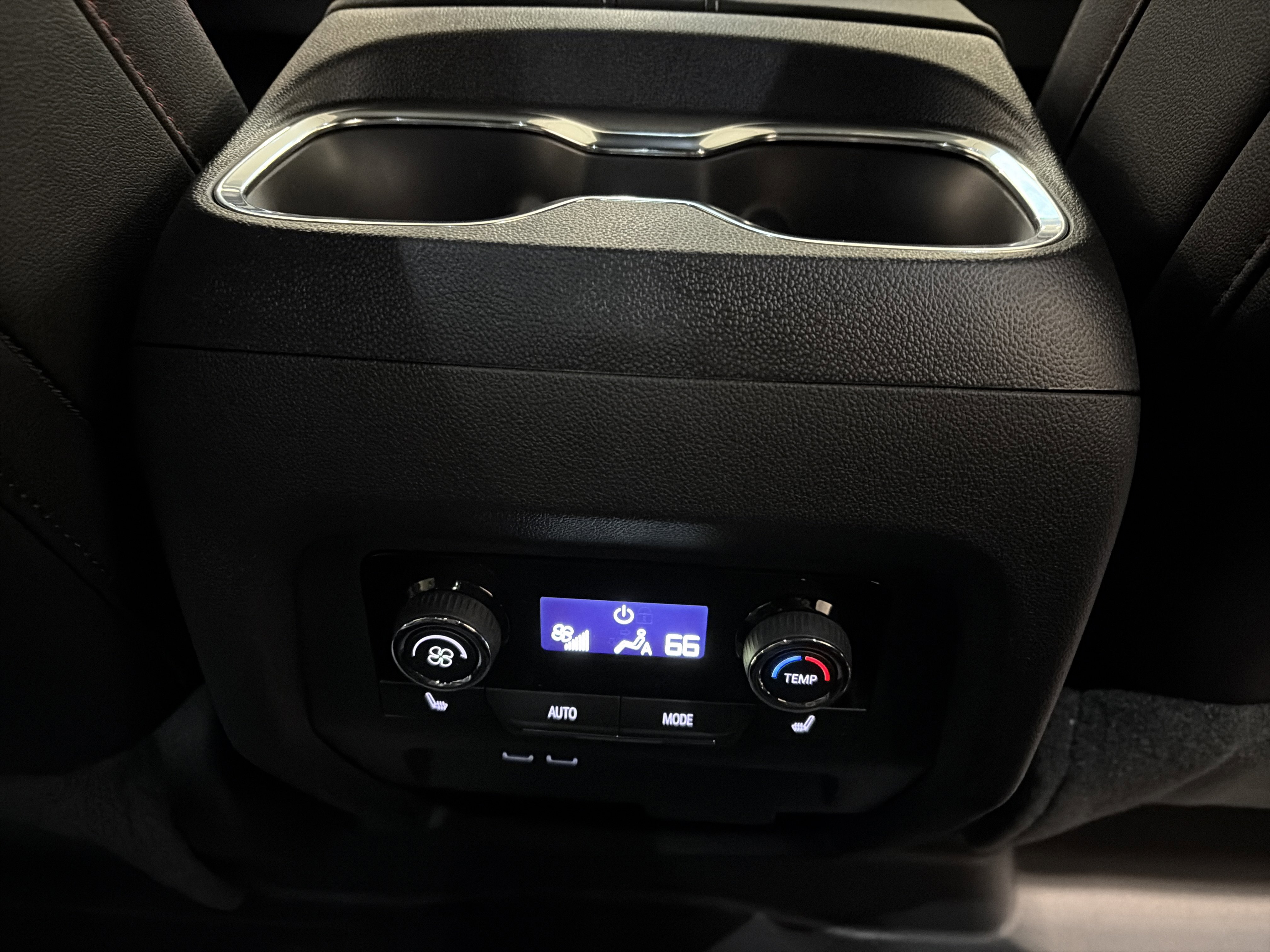 New 2026 Chevrolet Traverse RS w/ LPO, Floor Liner Package image 14