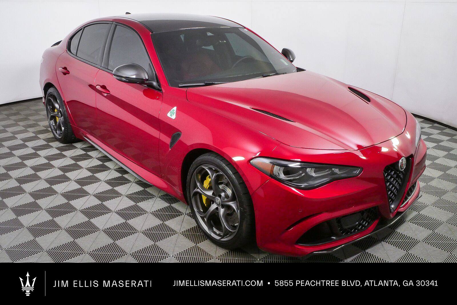 Used 2024 Alfa Romeo Giulia Quadrifoglio RWD image 1