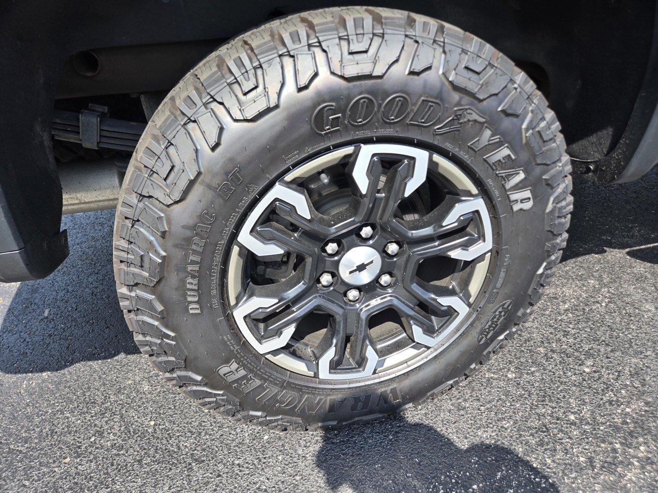 Used 2023 Chevrolet Silverado 1500 ZR2 w/ Technology Package AWD/4WD image 43
