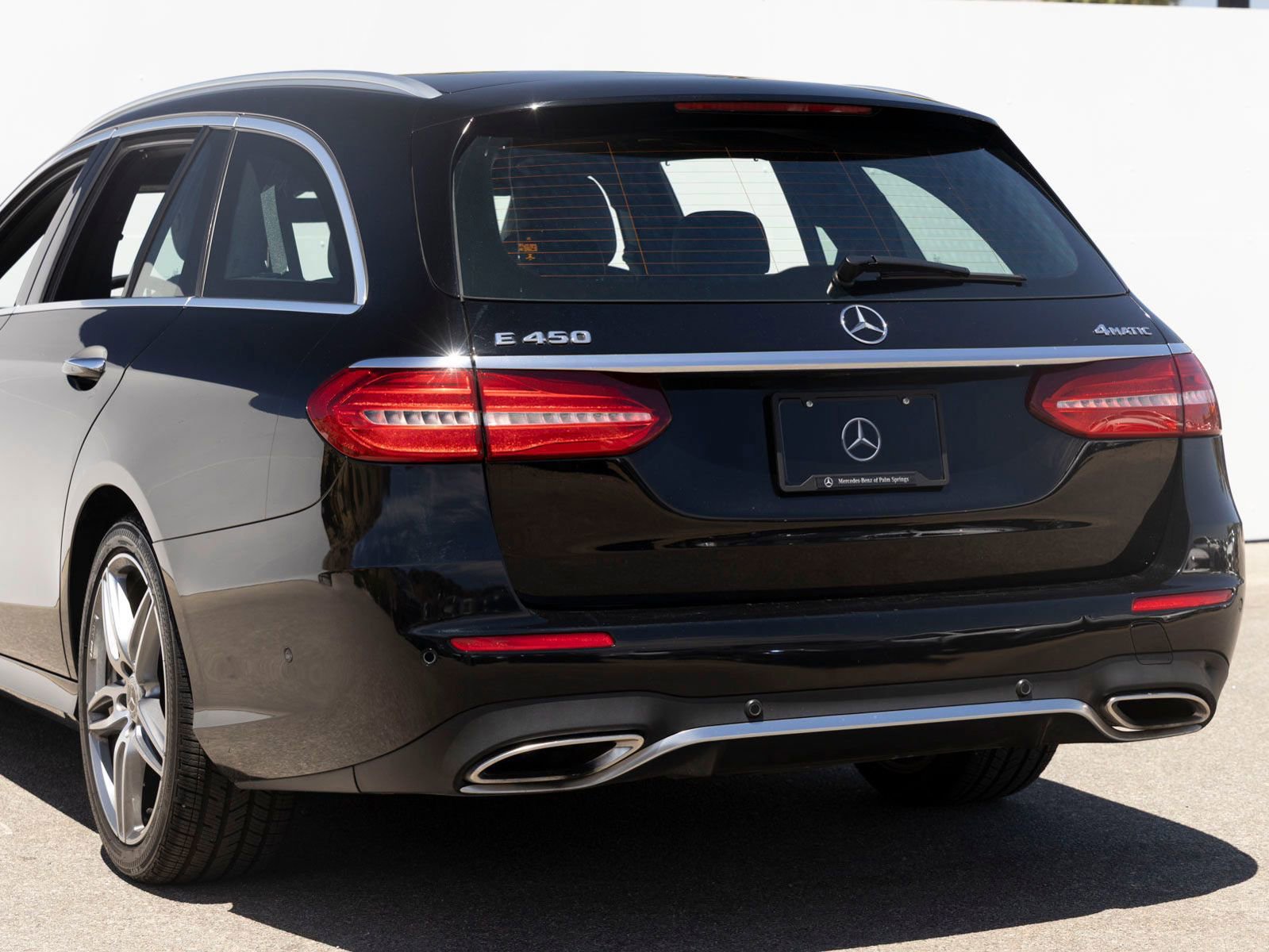 Used 2019 Mercedes-Benz E 450 4MATIC Wagon image 3
