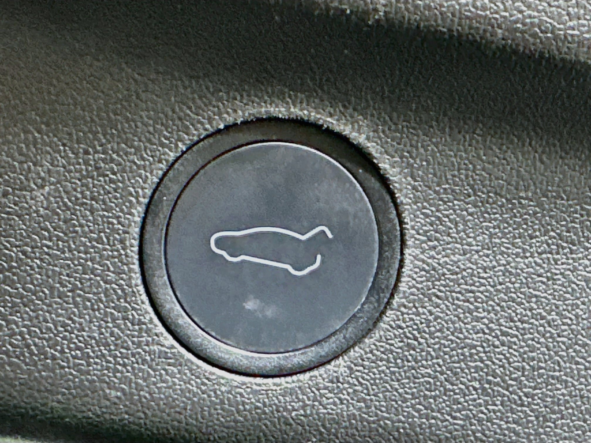 Used 2021 Tesla Model Y Long Range AWD/4WD image 29