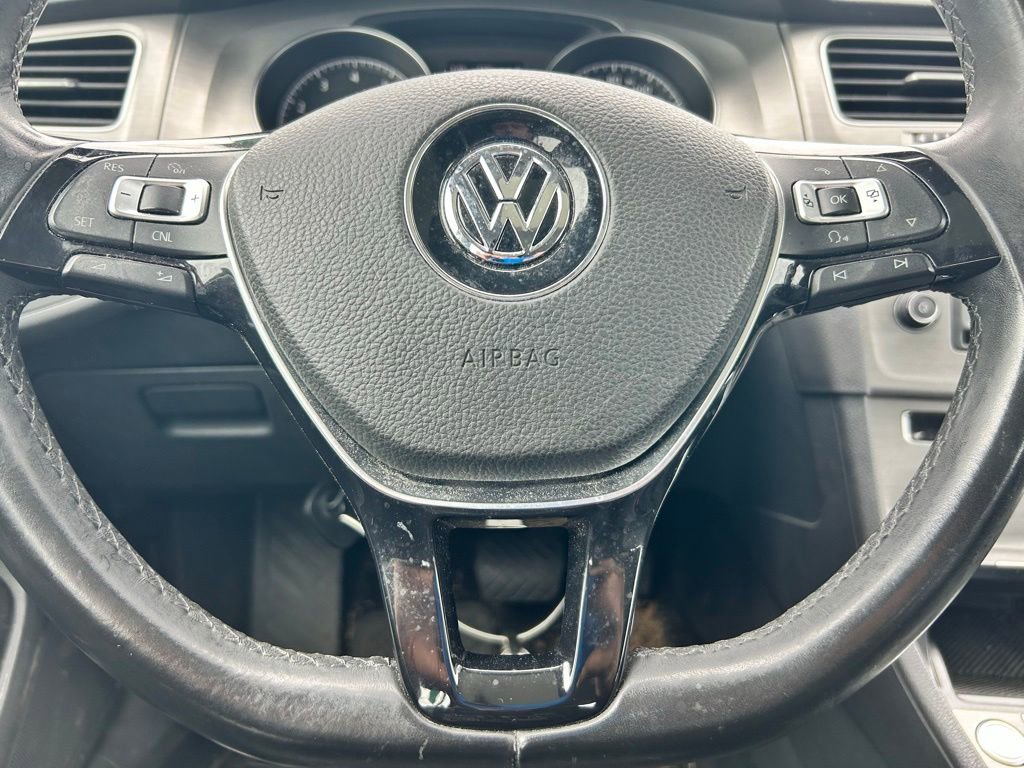 Used 2016 Volkswagen Golf SE FWD image 23