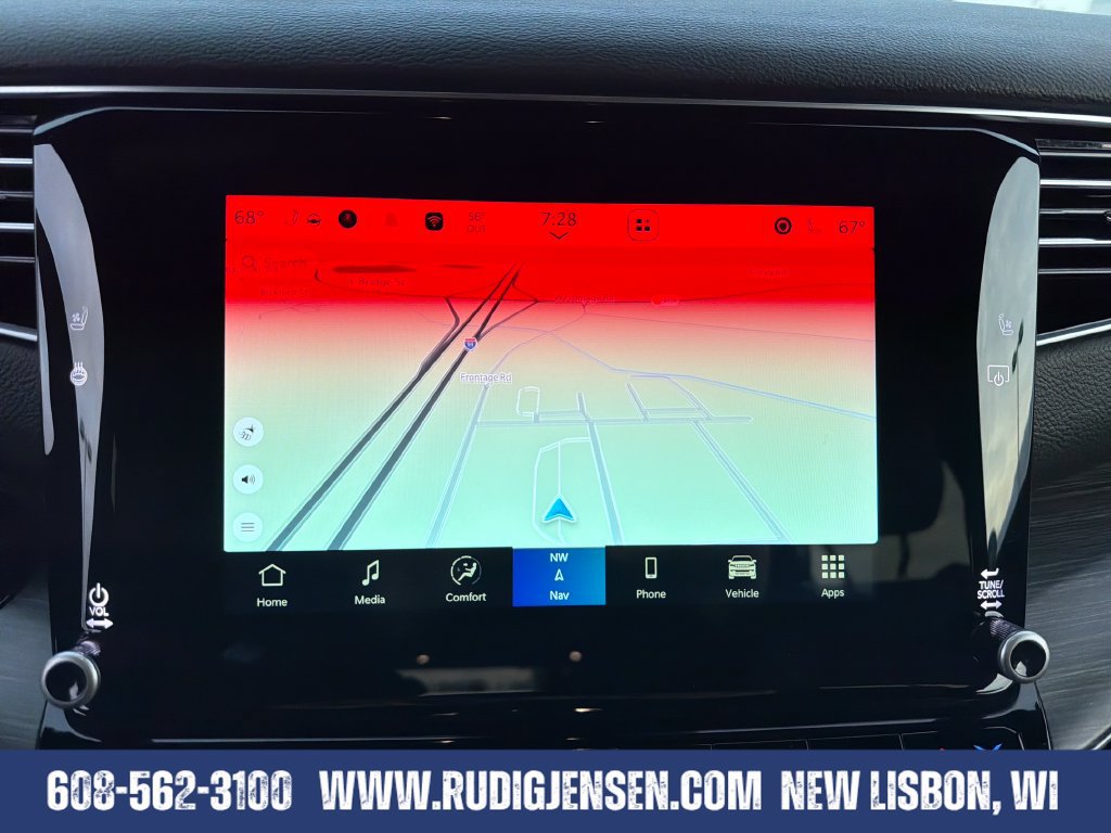 Used 2024 Jeep Wagoneer Series III AWD/4WD image 19