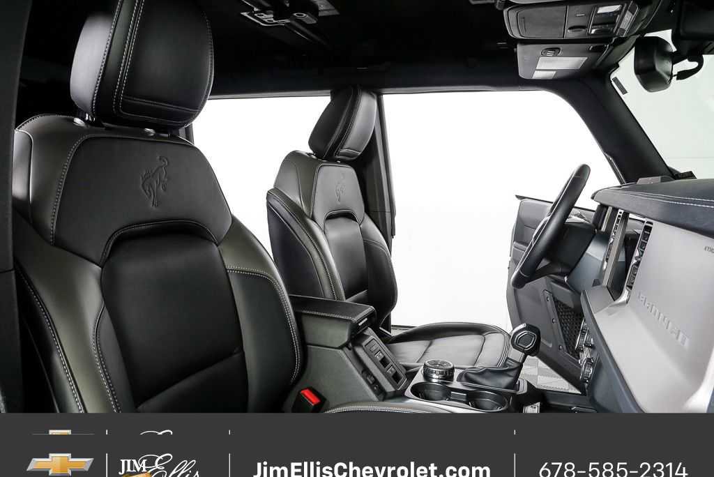 Used 2025 Ford Bronco Outer Banks image 22