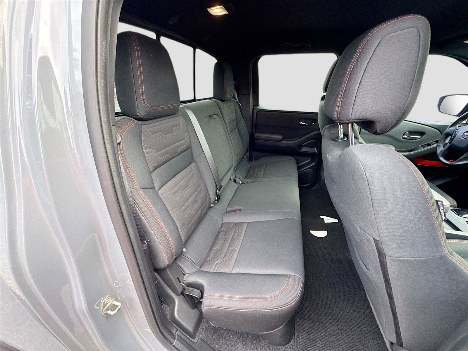 Used 2022 Nissan Frontier Pro-X w/ Technology Package image 13