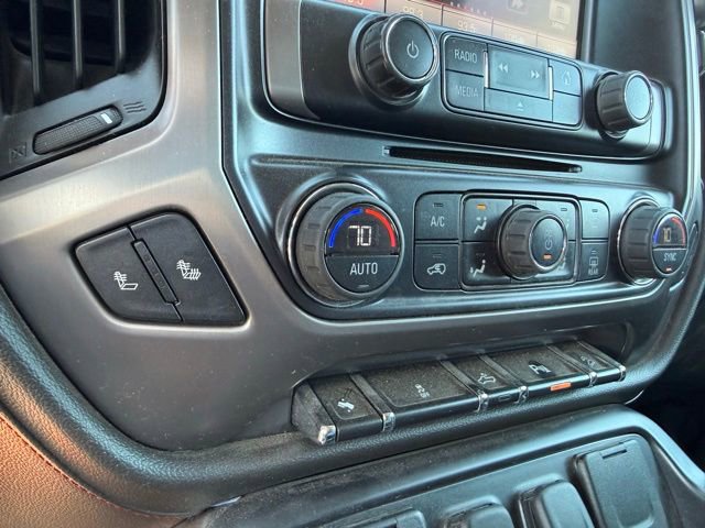 Used 2014 GMC Sierra 1500 SLT w/ All-Terrain Package AWD/4WD image 9