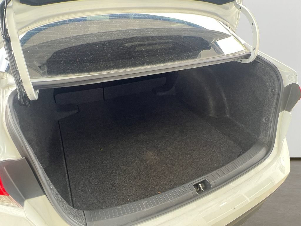 Used 2025 Toyota Corolla LE FWD image 29
