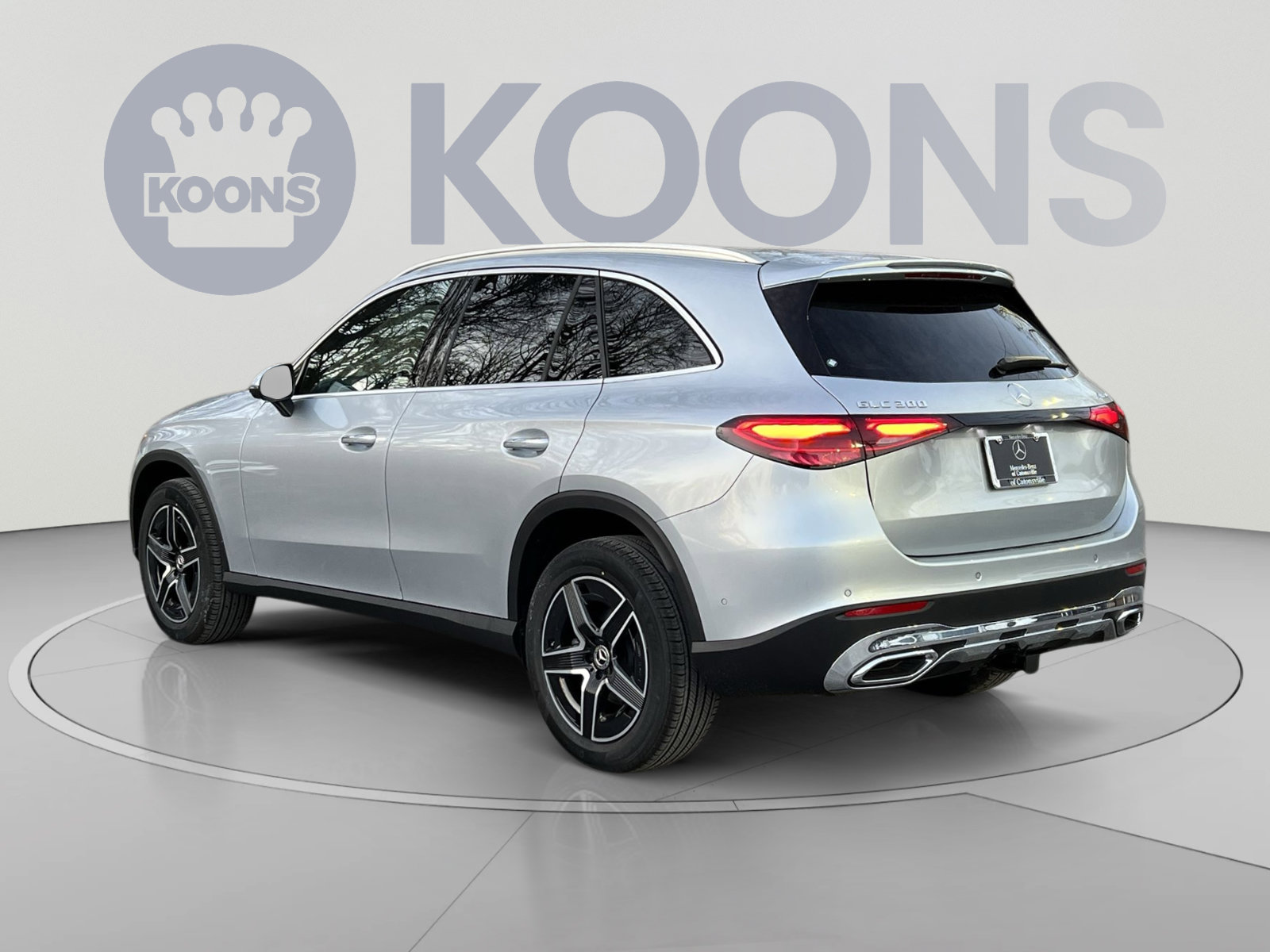 Used 2026 Mercedes-Benz GLC 300 4MATIC image 4