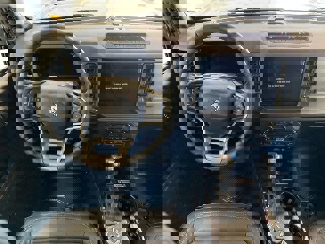 New 2025 Ford Bronco Badlands image 11