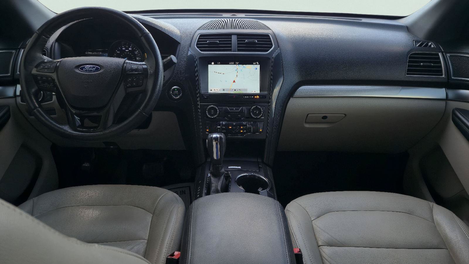 Used 2018 Ford Explorer XLT w/ Equipment Group 202A FWD image 20