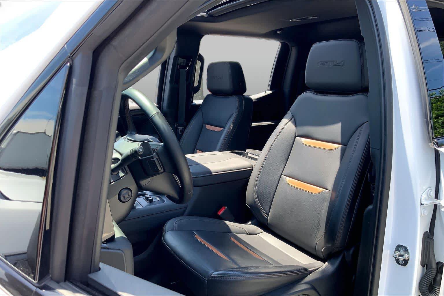 Certified 2023 GMC Sierra 1500 AT4 w/ AT4 Premium Package AWD/4WD image 9