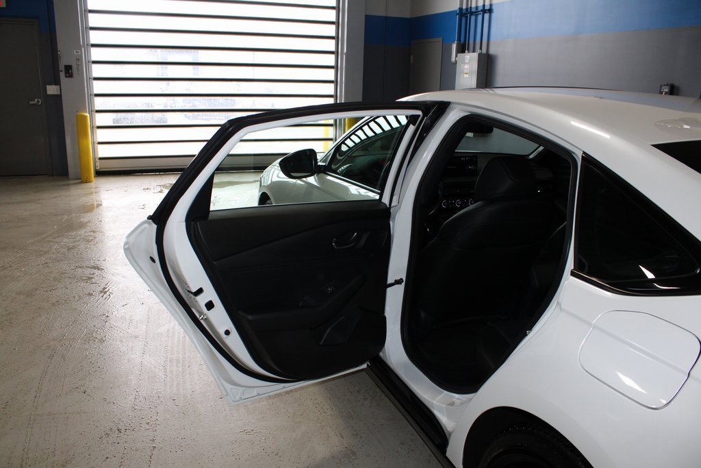 Used 2024 Honda Accord Sport image 14