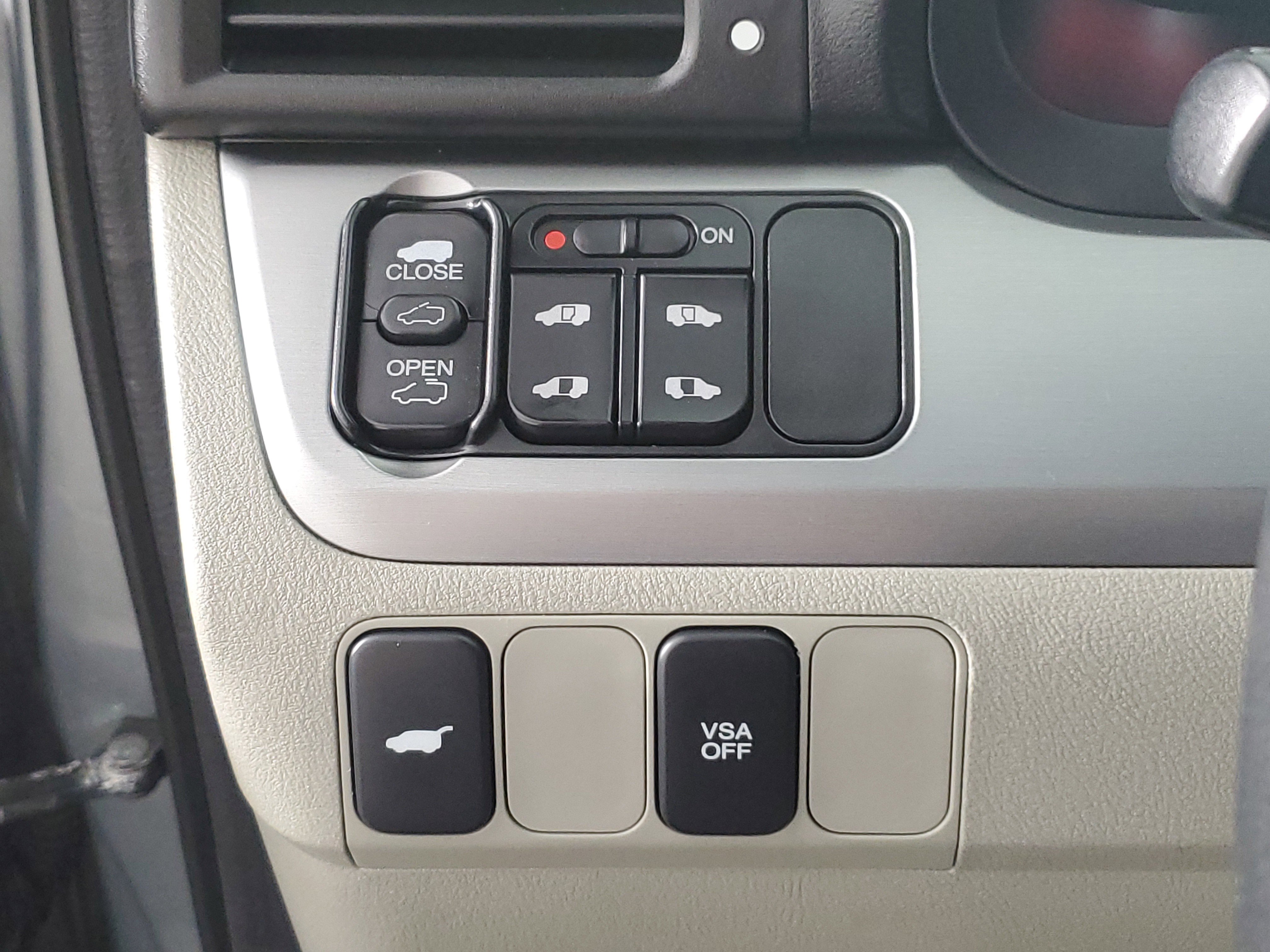 Used 2010 Honda Odyssey EX-L image 27